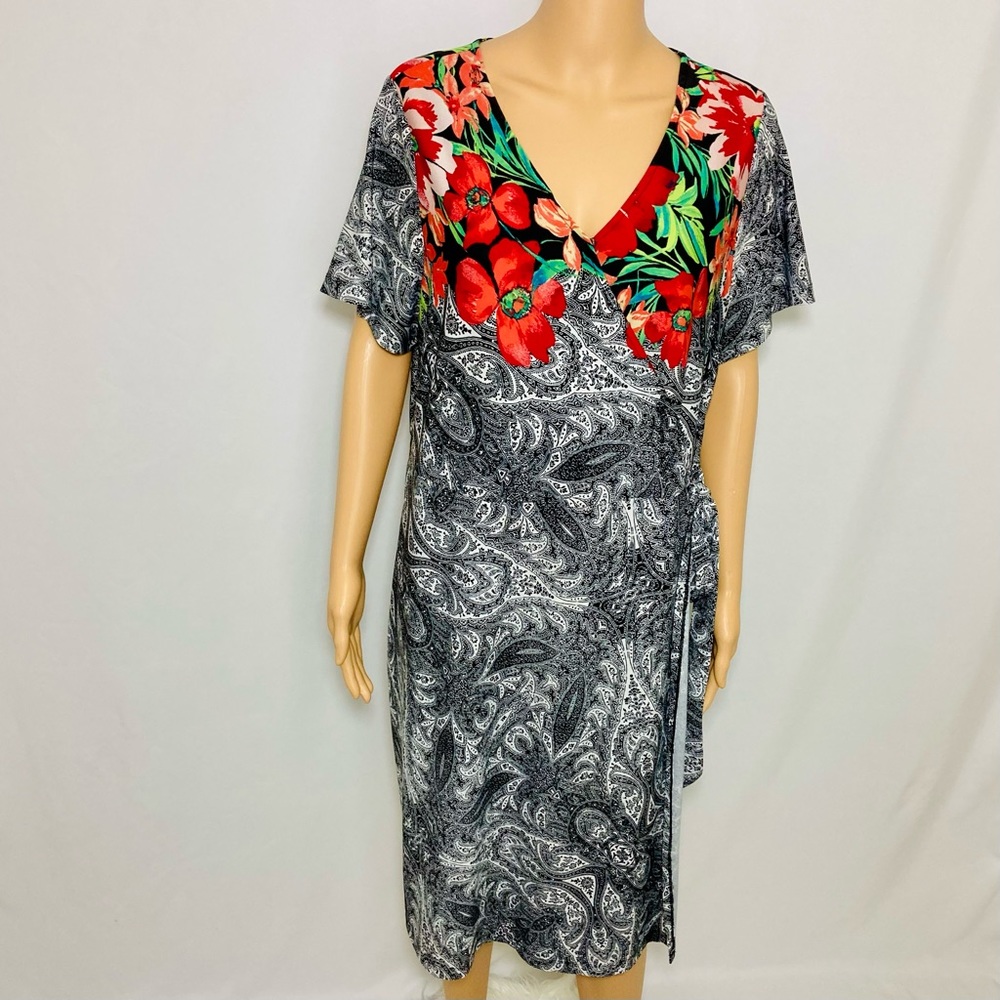 Preloved Avenue Black White w/Tropical Floral Print Faux Wrap Dress Sz 14/16